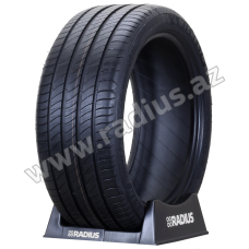 Primacy 4 245/40 R18